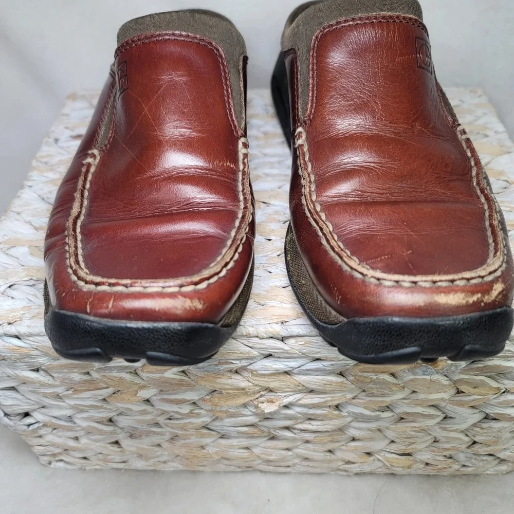 Cole Haan County Retro Air Cushioned Leather Mules Burgandy Minimalist Size 7.5B - Picture 4 of 9